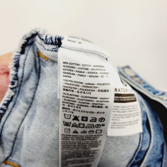 Levis Women’s Classic Denim Trucker Jacket Small S blue - Picture 11 of 11